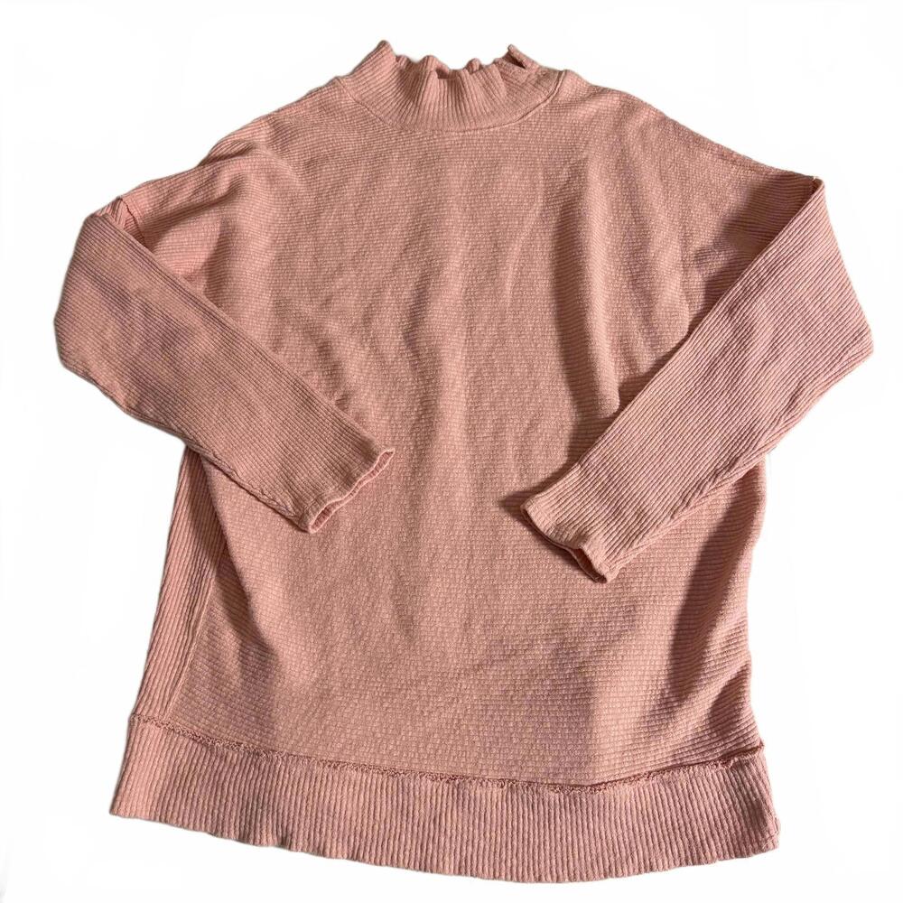 We The FREE - FREE PEOPLE Oversized Pink Ribbed L/S Cotton Pullover. Size Small